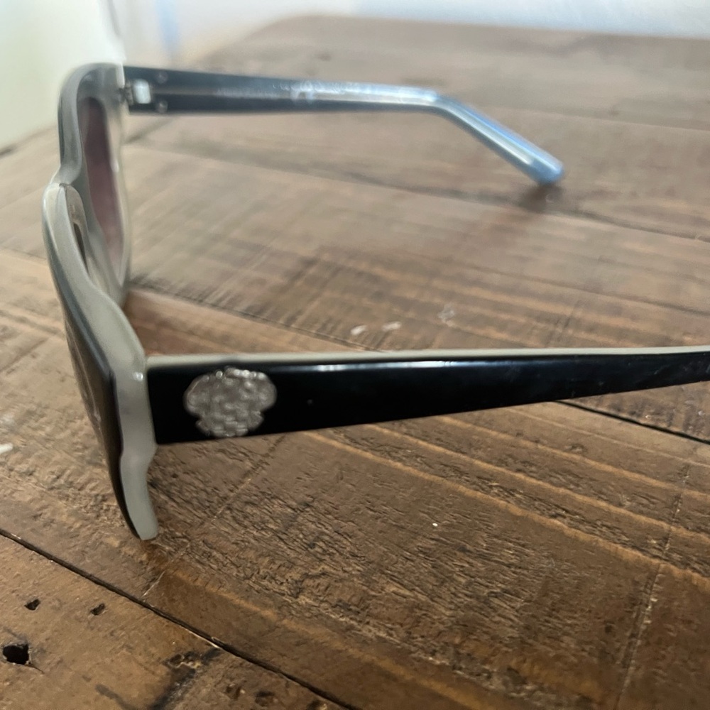 Sunglasses Bundle - Picture 8 of 8